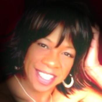 SerenaVThomas's profile picture. 