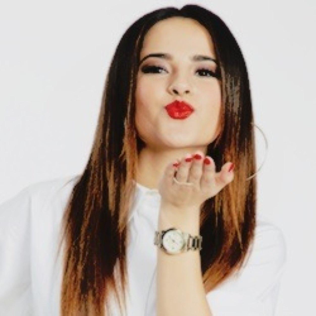 One of the first twitter accounts ever made to support @iambeckyg. Here since the very beginning and until the end.