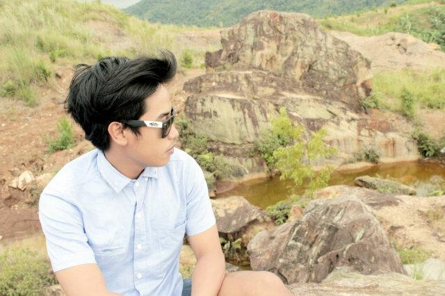 Lutfi_1604's profile picture. Kadang Anda harus melupakan tentang apa yang Anda inginkan, dan mengingat apa yang layak Anda dapatkan