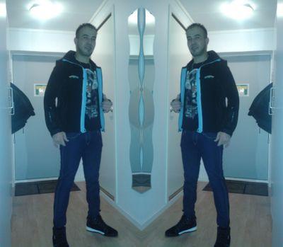 AbdelElghazali's profile picture. 