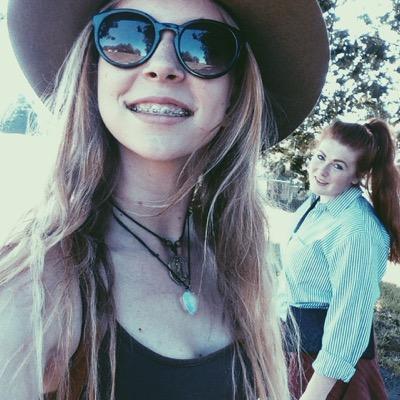 DrewStruckman's profile picture. oscillating between madness and sadness