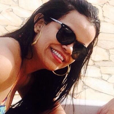 Viver e não ter a vergonha de ser Feliz!