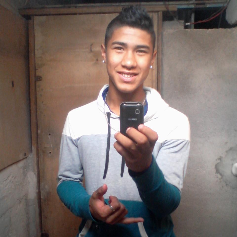 2Arvallo's profile picture. Tengo 16 años vivo en las piedras y tengo novia