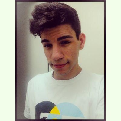 Problemas pode me impedir de dormir, mas nada vai me impedir de sonhar.