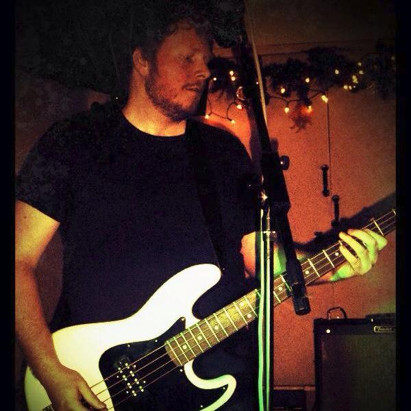 HighwiresPete's profile picture. Bassist with The Highwires Covers Band
