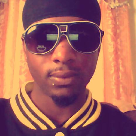 rapper/producer/ #team stunt on stunnaz #team wif3y $natchn kr3w #oovoo me @young_hillzside#fallow me @ygstylish
