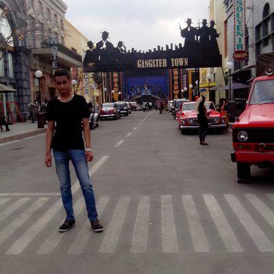 ImronSasro's profile picture. 