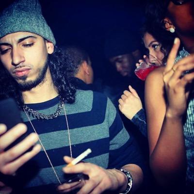 BlurredV's profile picture. main @1BlurredVision #BlurredVision is a photography, Video editing, music engineering, & producing company For Business inquirys: 1OOBLURREDVISIONS@GMAIL.COM