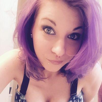 Cannabis connoisseur. Dab enthusiast. Lover of Tattoos, Boobs, Shoes and Laughter.