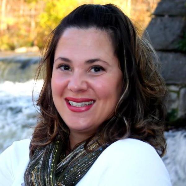 Business & PLTW Computer Science Teacher, Mother to 3 crazy, silly, not-so-little monsters, Reality TV Junkie, and True Crime addict 😊 @IUBloomington alum