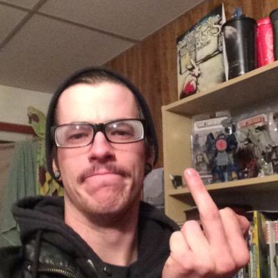 Travistie23's profile picture. Theatre technician, musician, smoker. PMA.  @angelamarybee ❤️