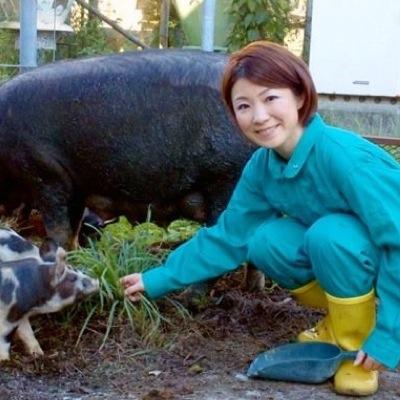 養豚家 pigfarmer 有難豚の飼い主。311津波で帰ってきた豚と復興を目指す。アプリようとん場に子ぶた出荷中。フジテレビ99人の壁ジャンル「ブタ」出場。豚も人も幸せになれる仕組み作り。Happy animals, Happy customers. JAPAN