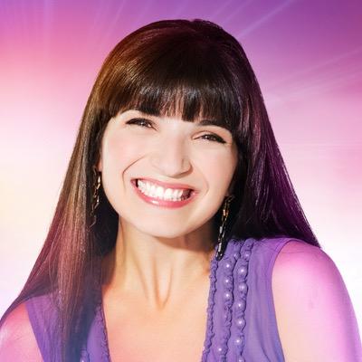 Mommy of 4. Voice Over Talent. Fitness Coach. My blog is https://t.co/w5VU653euz