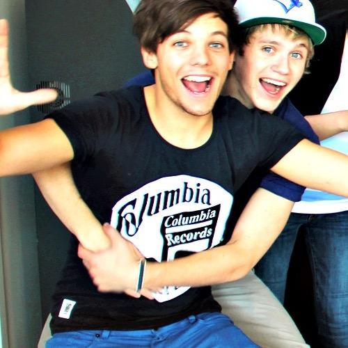 directioners • owners • aymee (@aymeewhut) • ghanisha (@grampertaap) • just two girls showing love for the boys •