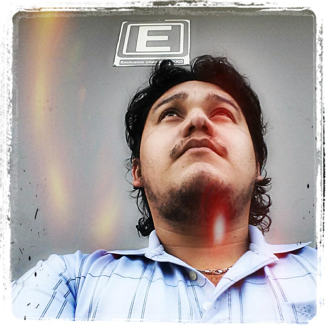En la vida solo queda el camino que nosotros mismo nos forjamos y luchamos por tener ... ese el destino que obtenemos