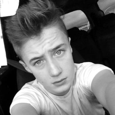 follow plz