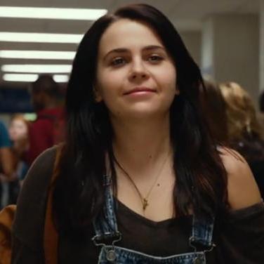 »I'm not the DUFF. Escape is impossible so why not embrace it?« I'm not the DUFF✖@Rol_RSB #RolLiterary✖»The DUFF«.