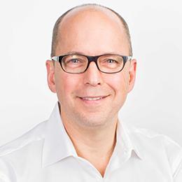 Strategy and Banking for disruptive sectors