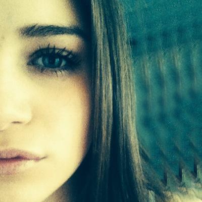 AntonelaSoldier's profile picture. ♥ I'm 16. I ADORE Cheryl Cole! ♥