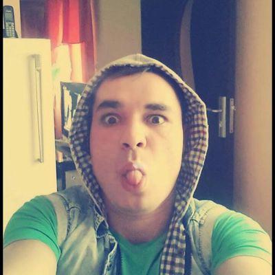 adelinab489's profile picture. 