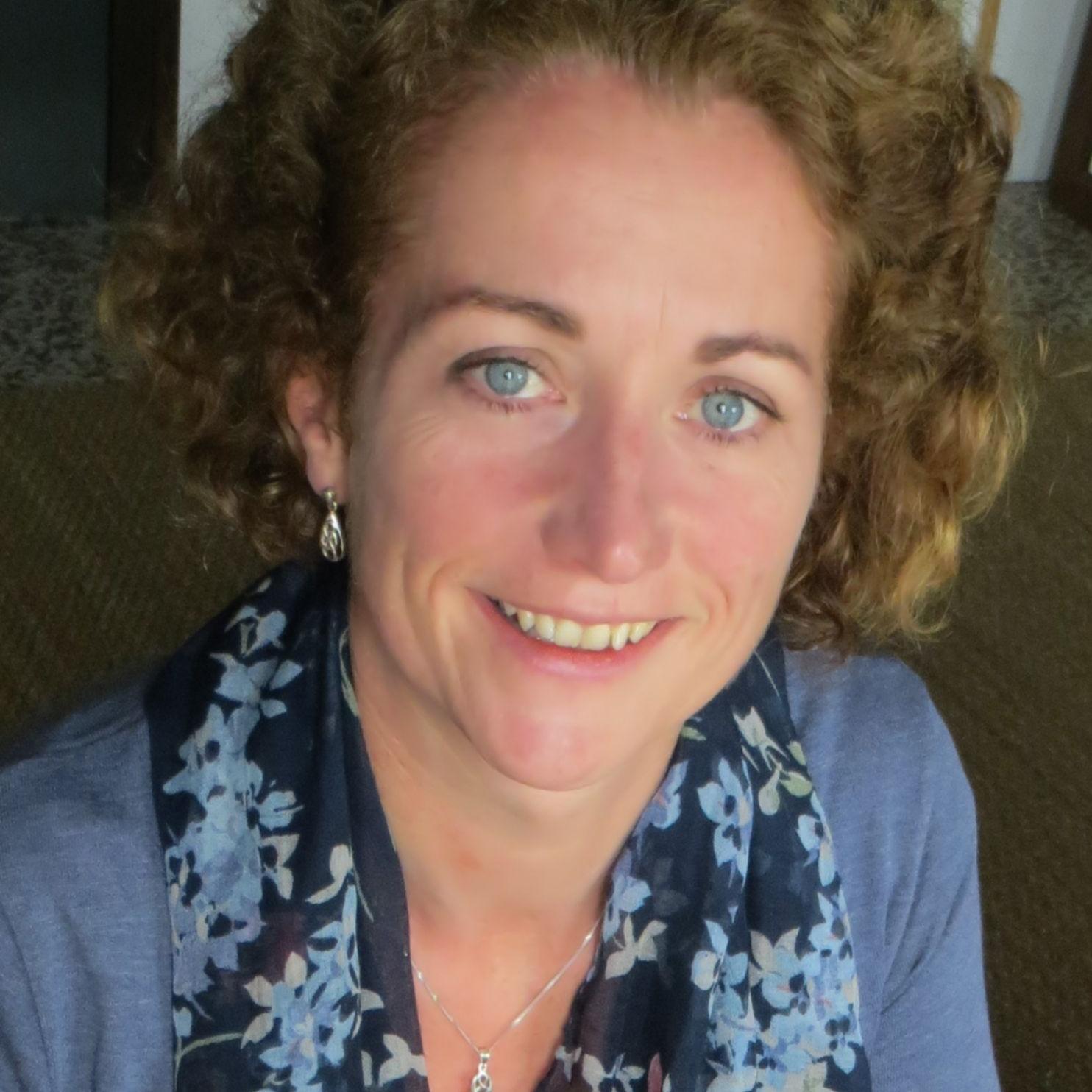 English teacher and freelance book indexer living in France.