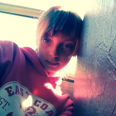 Mollybuffett's profile picture. hi i am molly erica buffett i am 10 years old my birthday is aug 27 2004 i love basketball,dancing,gymnastics and hanging with friends my bff/cousin karlie