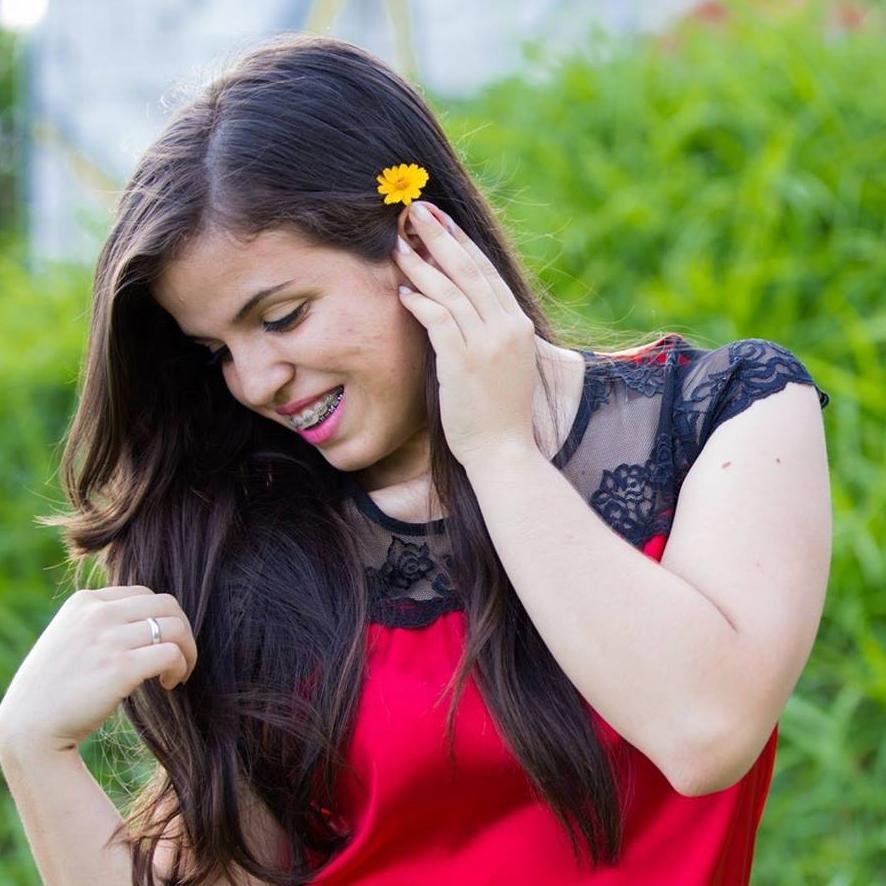 Manú, Cristã, estudante de Nutrição
Contato:agendaemanuellycristina@hotmail.com