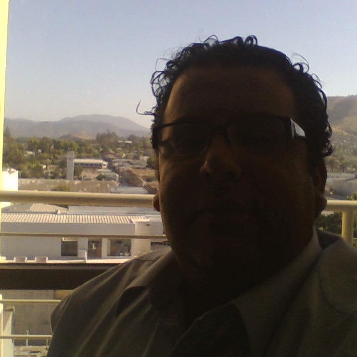 Padre, hijo, esposo y Profesional.