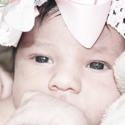 Natural light photographer:Wedowee based:from newborns to boudior!