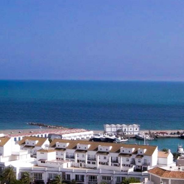 CostaDSol's profile picture. Photos & more from Costa del Sol in Spain - incl Marbella, Estepona, Sotogrande, Fuengirola, Mijas, Malaga. Golf, sun, beaches, food, Costa del Sol rentals, etc