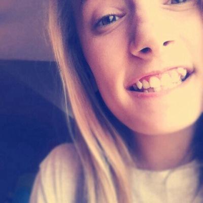 syddurbin5's profile picture. simply be yourself