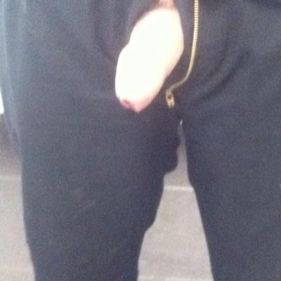 just a horny 25 year old who loves milf/wifes follow me for a follow back.