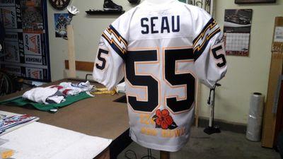 DMStitchWorks's profile picture. D&M we specialize in making your old or new, or blank jersey like new, we also do miner alterations to your jersey or uniforms, no minimum fast turnaround.