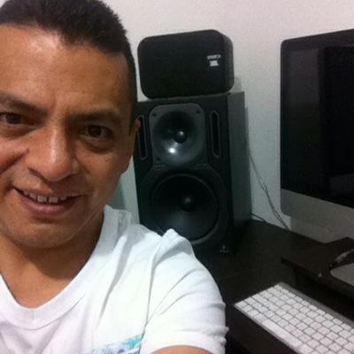 Músico Productor & Director de @GuapaOrquesta en JOmusic