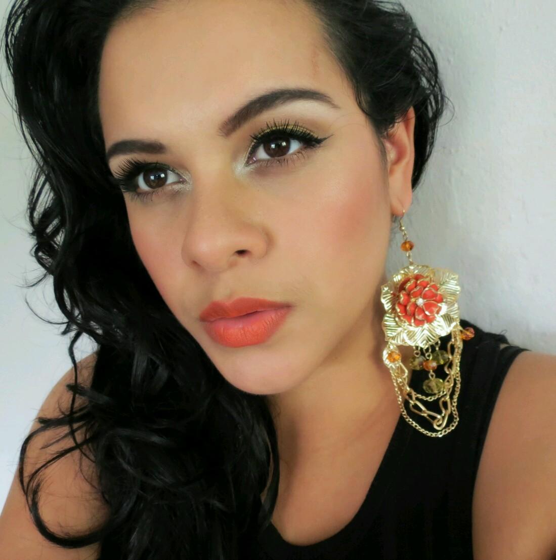 AnaBeautyDark's profile picture. Im a panamenian makeup addict! Beauty Blogger, YouTuber, Check and subscribe http://t.co/ZTcJJ3JN