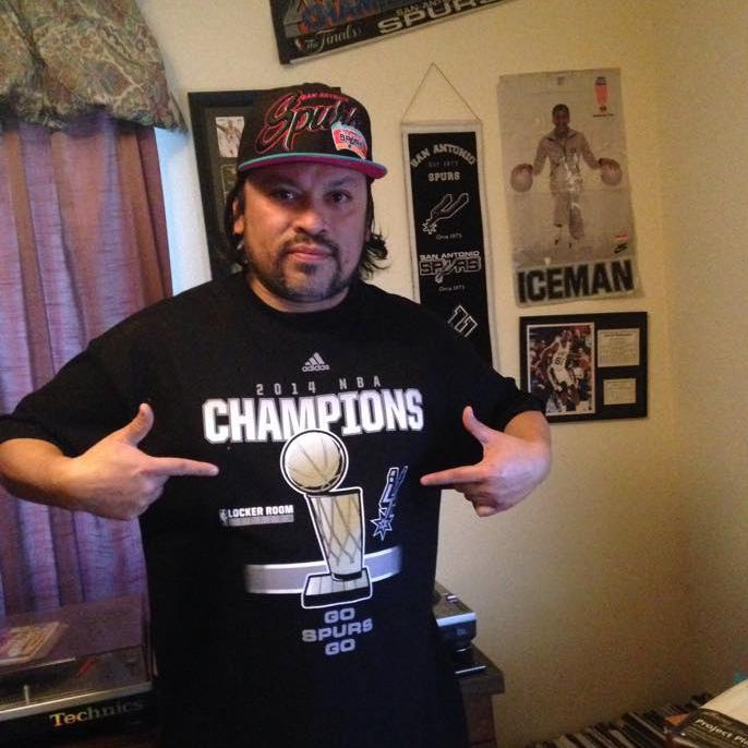 Spurs 24/7,Old School Dj,Video Editor,Semi-Retired Beat Maker,Pitmaster,Basketball Junkie,Follow and Follow back all Spurs Fans