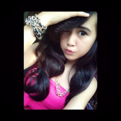 T & F IG: @salmaadanesha_ & @athfhsalma_ Path: Salma A.S Ask.fm: @salmaanwari ID Line: salma_danesha
