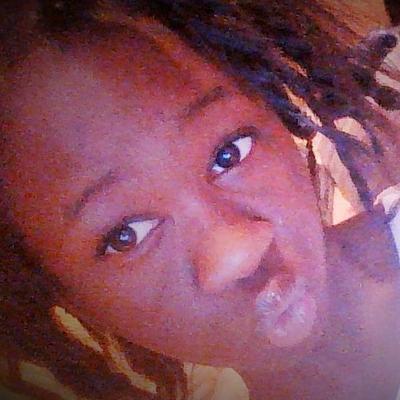 Profile Picture of Olivia A Graves (@livi32367127) on Twitter