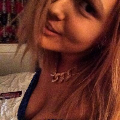 Scarlett_321's profile picture. My new Twitter, est.29/01/2015 not used twitter since 2011 so bare with! if you want me to follow back just go ahead and let me know. :)