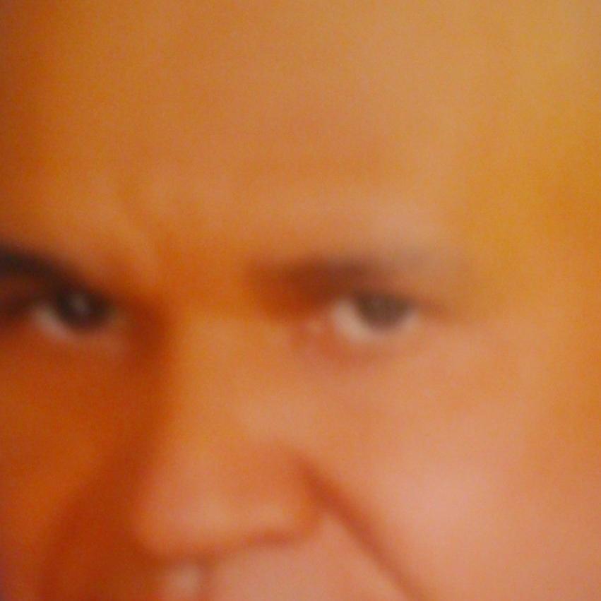 sucrereyes27's profile picture. 