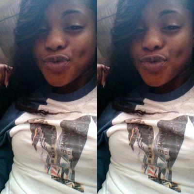 19 | Employed | ♥✌