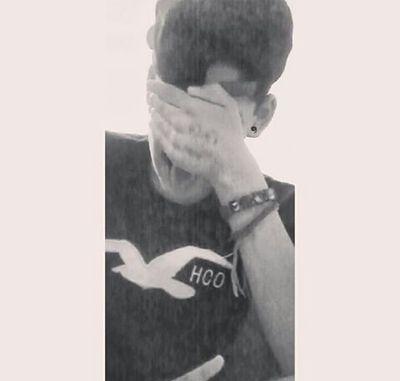 Solteiro , 15 anos , maravilhatico , love musk ,  é o bonde das maravilhas mané