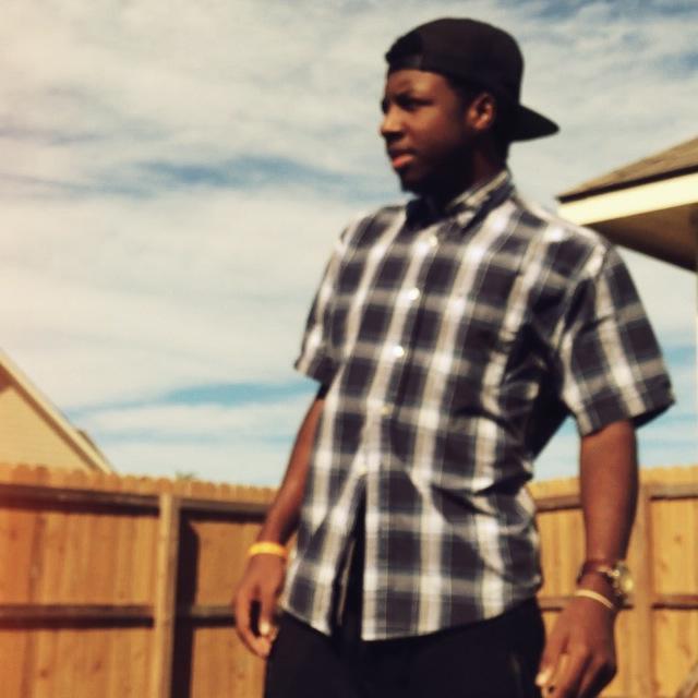 Youtuber  :DD     http://t.co/LO4XO0UWpc