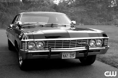 Chevy Impala del 67. Winchester's car. Tartas.
