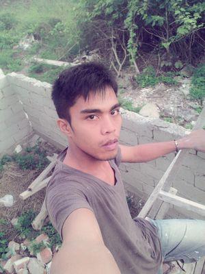 BuolOis's profile picture. anak nekat