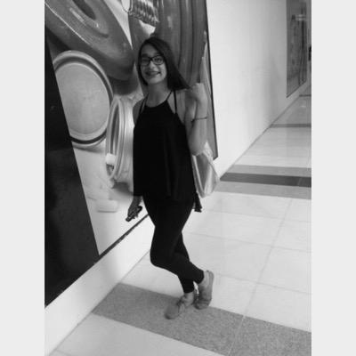 samarecaraballo's profile picture. GOD✨| Quizas la vida me ha golpeado, pero no ha logrado quitarme la sonrisa⚓
