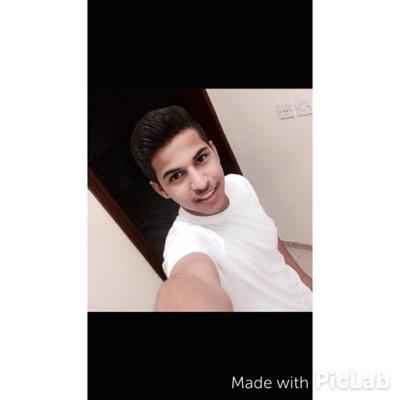 نحبُ من ليس لنآآ . .♡̷̷̷̷̷̷̷ والبعض يعشَقنآ دون علمنا آماَ آلنصيبُ حكاَيه آخرى