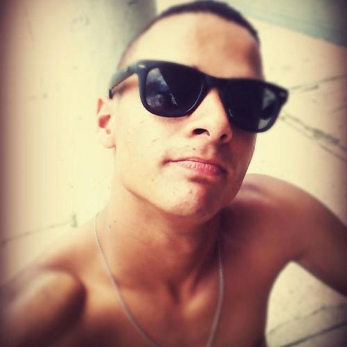 Garotas , chamo no whatts , so passar na Dm ..  ..   •_•.