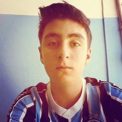 Whats-99344429,
é tois ✌✌