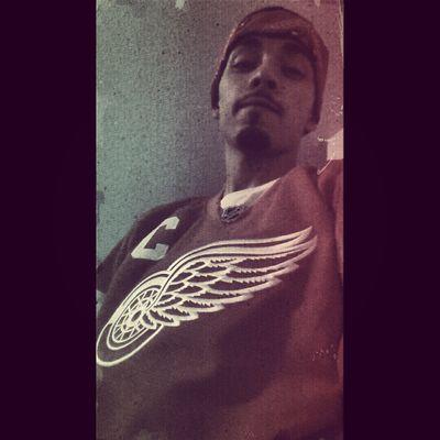 I in hale, exhale as I take hits from the bong#LongDickWave